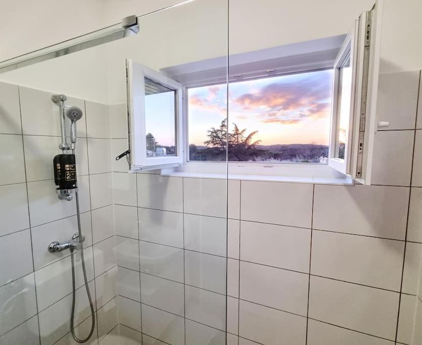 Chi Chi Apartment Pula Bagian luar foto